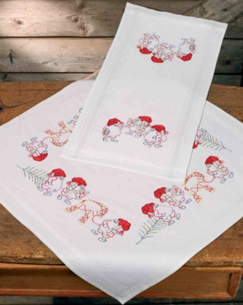 270615 Permin Kit Zwerg Collection Tablecloth (bottom) - Embroidery