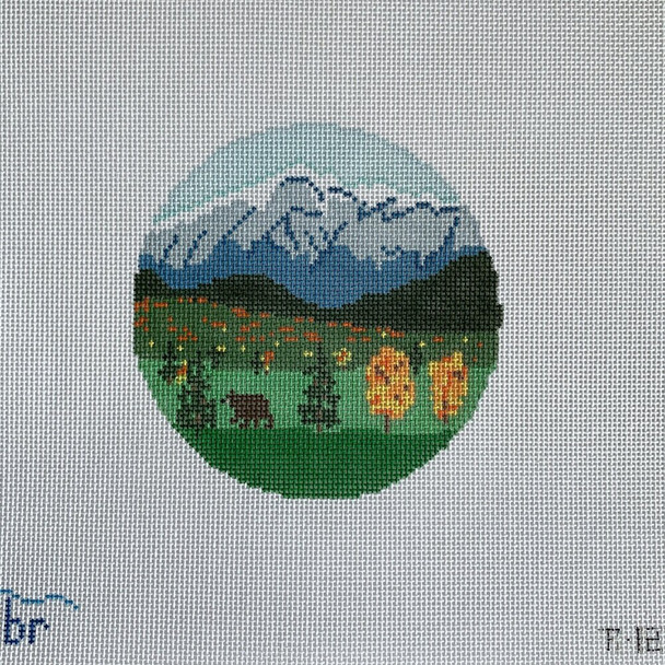 T12 Leaf Peeping 4.25" round 18 Mesh Blue Ridge Stitchery