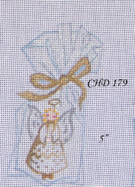 CHD179 Angel   5" x 5" 18 Mesh  Deux Amis 