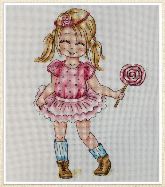 Queen of the Playground  Stitch Count 96 x 148 Artmishka Counted Cross Stitch Pattern