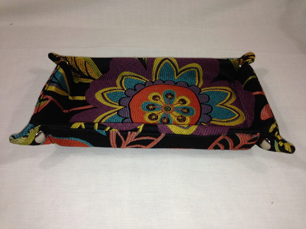 #89 606 Snap Together Tray  In Tropical Nights (Swatch), shown Finished in #67 Prytania Hug Me Bag