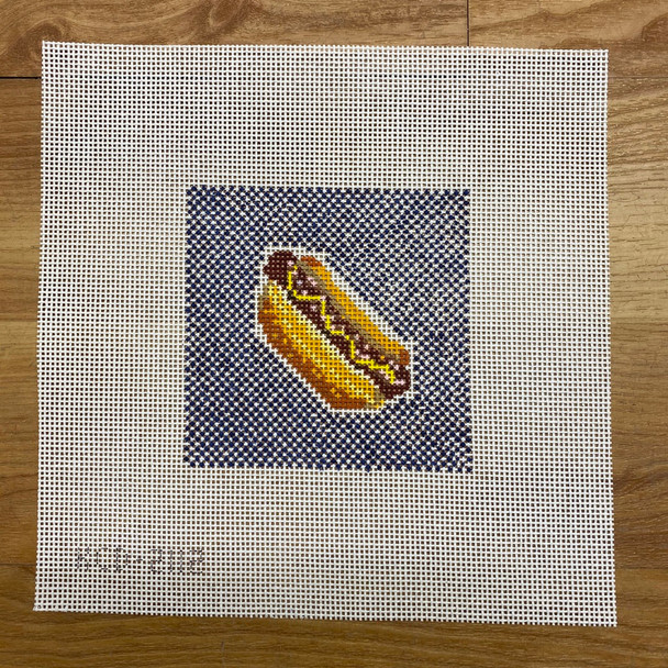 SCT Designs (KCN) KCD2112 Hotdog on Blue 4 1/2" Square 13 Mesh