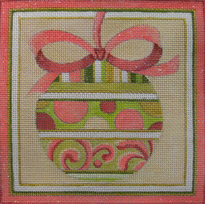 HO110 PINK ORNAMENT Raymond Crawford Designs