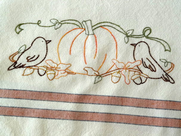 CGS E72 Pumpkin Birds Country Garden Stitchery