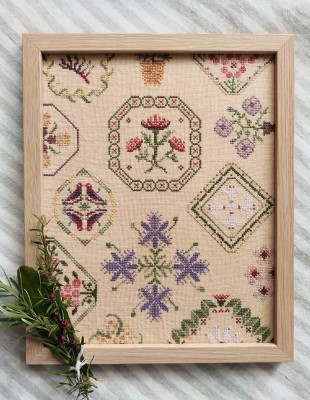 YT Bushland Quaker 142W x 178H by Mojo Stitches