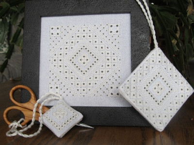 TB290 Eyelet Envy by Terri Bay Needlework Designs