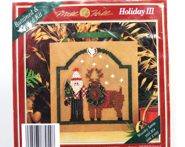 MHCB54 Mill Hill Buttons and Bead Kit Woodsy Santa (1995) 69 x 69 OOP In Stock
