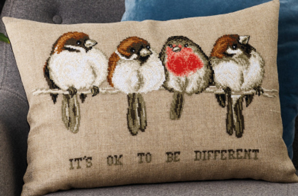 833150 It's OK To Be Different Bird Cushion Permin Kit