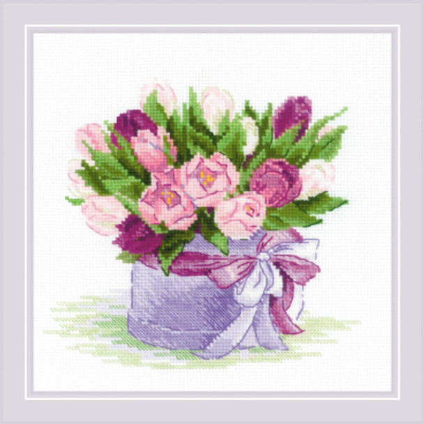 RL2003 Riolis Cross Stitch Kit Tulips Hat Box