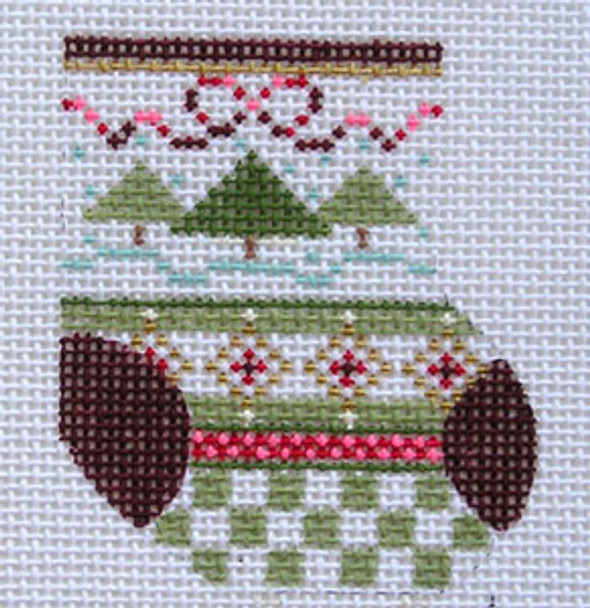 D-21 Christmas Wee Stocking 3 x 3 ½ 13 Mesh Designs By Dee