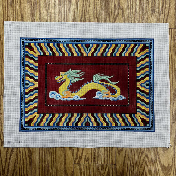 DRAGON Susan Roberts Needlepoint DRAGON 18.5" x10"13 MESH