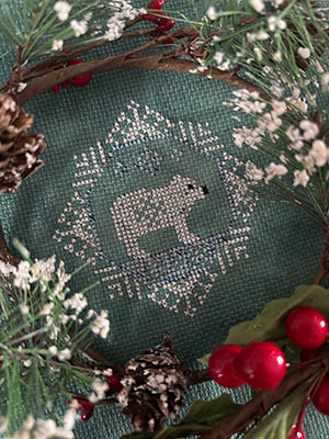 Quirky Quaker Polar Bear by Darling & Whimsy Designs 25-1086