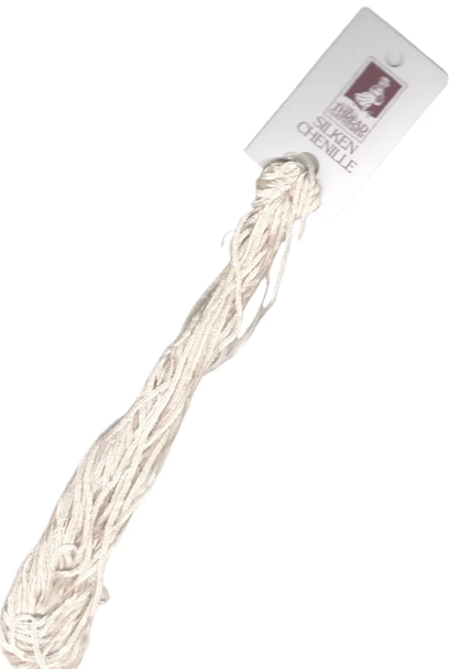 000 Ecru Silken Chenille Thread Gatherer