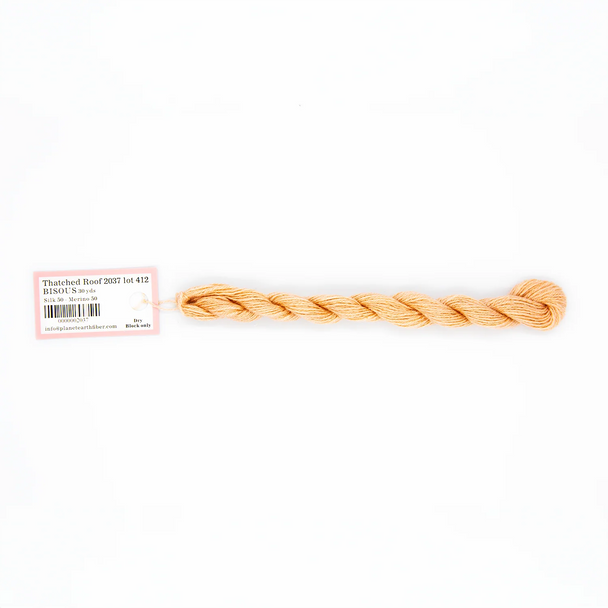 B-2037 Bisous - Thatched Roof