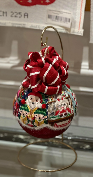 SA-XO 84 Santa's Workshop Topper 3.25 x 13.25 Starke Art Designs