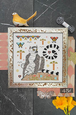 Ring-Tailed Lemur 107w x 107h by Lindy Stitches 26-1224
