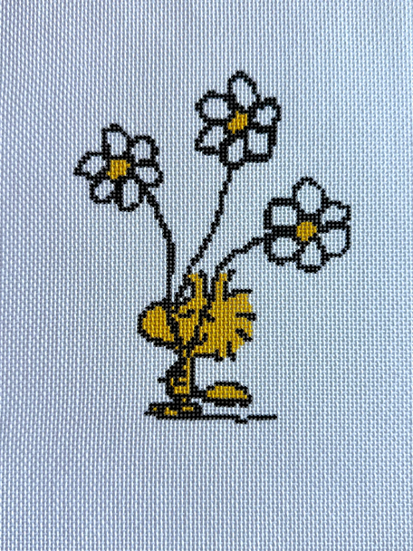 PEANUTS EVERYDAY - WOODSTOCK WITH DAISIES  18 Mesh Officially Needlepoint