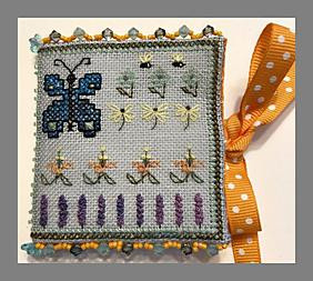 Fern Ridge Collections May's Bounty Needle Book