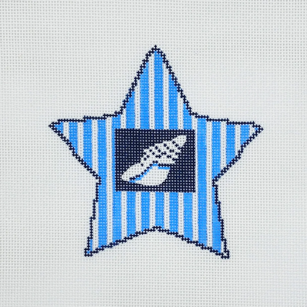 Star with Conch Shell Ornament - BW18EW  Design Size 4" x 4" on 18 Mesh Emma Walls