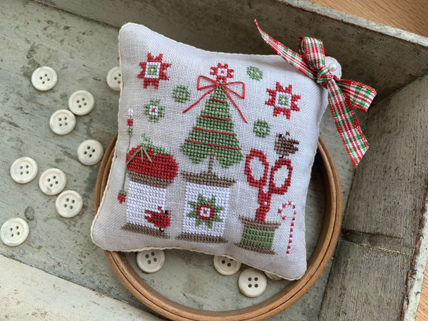 Christmas Spools Pinkeep by Stitches By Ethel Preorder