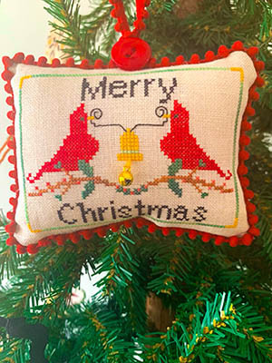 Cardinal Christmas 67w x 50h by Needle Bling Designs 26-2865