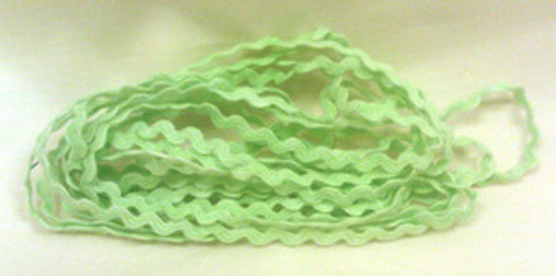 Dames Of The Needle Spring Green Rick Rack 1/4" (3yds)