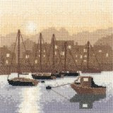 HCK973 Heritage Crafts Kit Harbour Light by Phil Smith  5" x 5" Evenweave 28ct