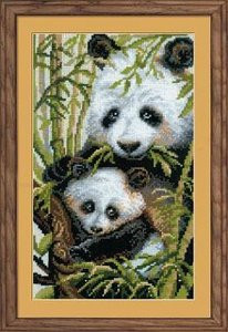 RL1159 Riolis Cross Stitch Kit Panda with Young