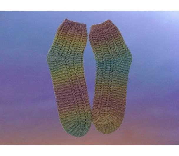 P-SOCK-Y07-01 Jojoland Knitting Pattern Colorful Wave
