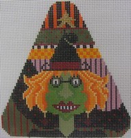 467E Mehitabel 4.5 x 4.5 18 Mesh NEEDLEDEEVA