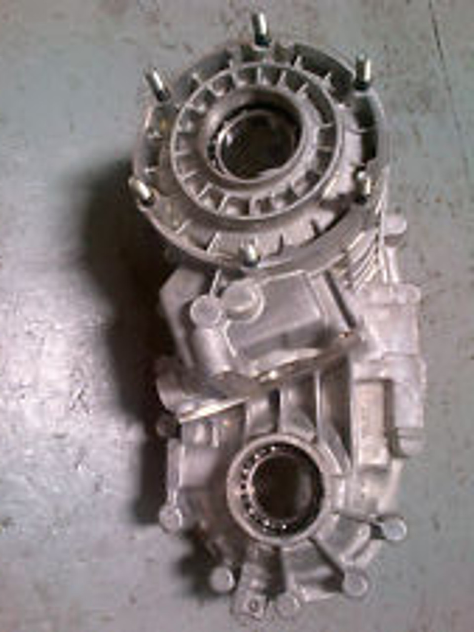 NP246 TRANSFER CASE FRONT HOUSING ORIGINAL EQUIPMENT FITS GM TRUCKS '98