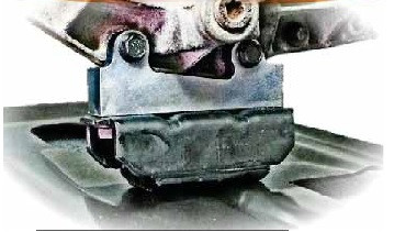 48RE NP273 TRANSFER CASE SUPPORT & MOUNT '03-'08 DODGE DIESEL