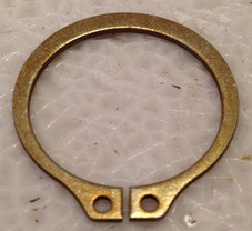 NV1500 TRANSMISSION SNAP RING FOR MAIN SHAFT 5TH GEAR WITH NO NEEDLE BEARING FITS '96+ S10 SONOMA HOMBRE 12549402 , 404861B , NV1500 PARTS , NV1500 TRANSMISSION PARTS , NV1500 REBUILD ,