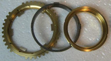 FS5W71C FS5W71E FS5W71H TRANSMISSION 2ND SYNCHRO RING 3-PIECE FITS NISSAN '85-'98 , 303701B , FS5W71C PARTS, FS5W71 , TRANSMISSION PARTS ,  GEARBOX SPARES,