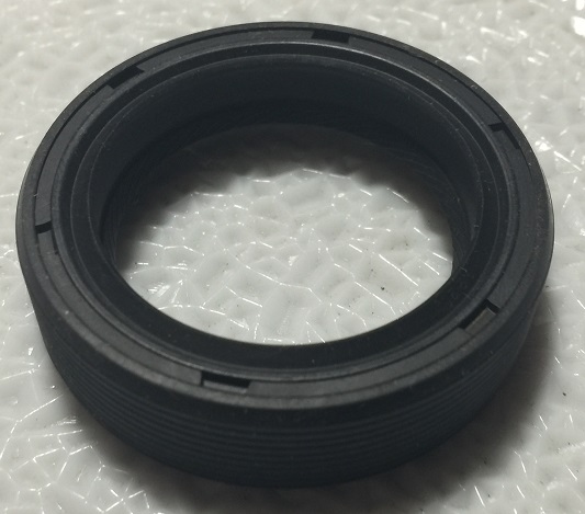 336074-1623-tk4-tk5-transmission-rear-seal-2wd-1.57inch-od.jpg