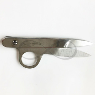 Golden Eagle Thread Clippers Cutter Snips. Crafted with excellent quality metal, these lightweight clippers are perfect for both home and factory sewing. Designed for quick and easy thread clipping and tight seam stitch cutting, this simple yet well-made tool is invaluable for textile work. Featuring sharp pointed blades made of stainless steel for a longer cutting life, these clippers also boast a spring action design that instantly reopens the blades after each cut, ensuring swift and convenient use in your sewing projects.