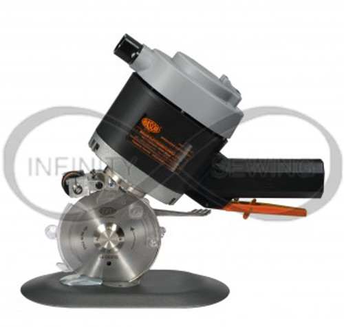 Rasor D100 electric bench cutter's 100mm diameter circular blade. The image highlights the EXTRA steel construction and precision engineering, designed for efficient cutting of natural fibers like cotton, wool, and silk. The blade's sharpness and durability are evident, making it ideal for various textile applications Rasor D100 electric bench cutter's 100mm diameter circular blade. The image highlights the EXTRA steel construction and precision engineering, designed for efficient cutting of natural fibers like cotton, wool, and silk. The blade's sharpness and durability are evident, making it ideal for various textile applications