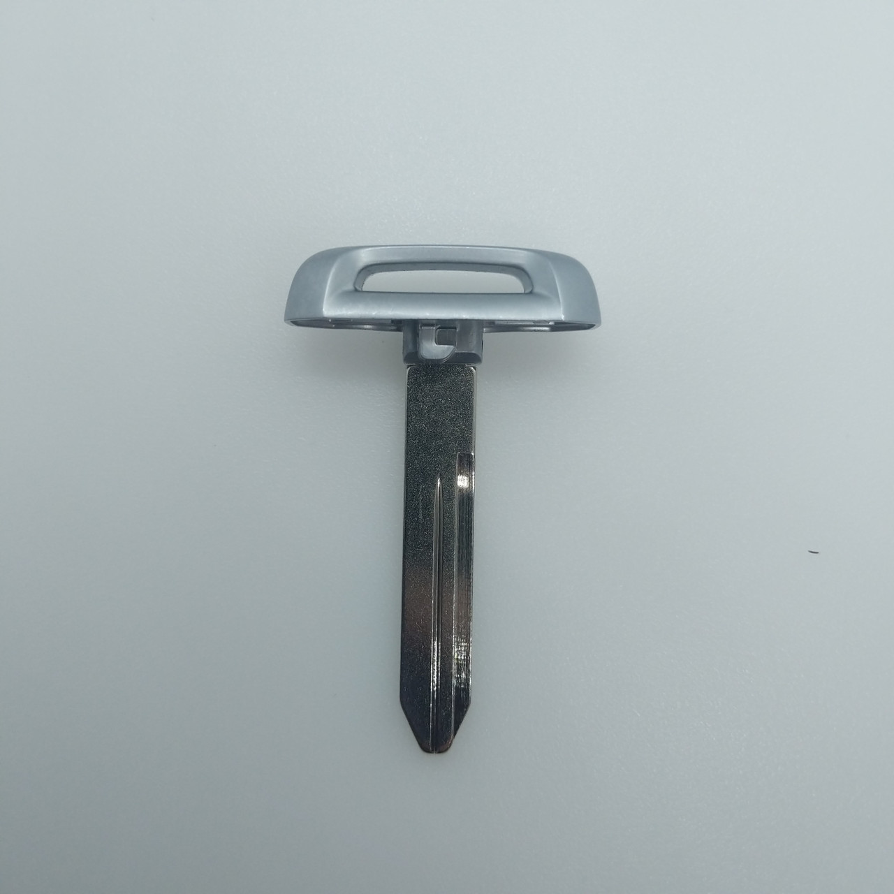 OEM RAM Ram 2500 , Ram 3500 , Ram 4500 , Ram 5500 68365299AC GQ4-76T 1470A-76T Key - Prox Smart