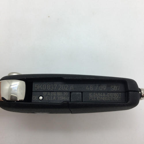 OEM Volkswagen Touareg , Beetle , CC , EOS , Golf , GTI , Jetta , Passat , Tiguan 5K0837202 , FS09A01 NBG010180T 2694A-01018T Key - Flip / Remote