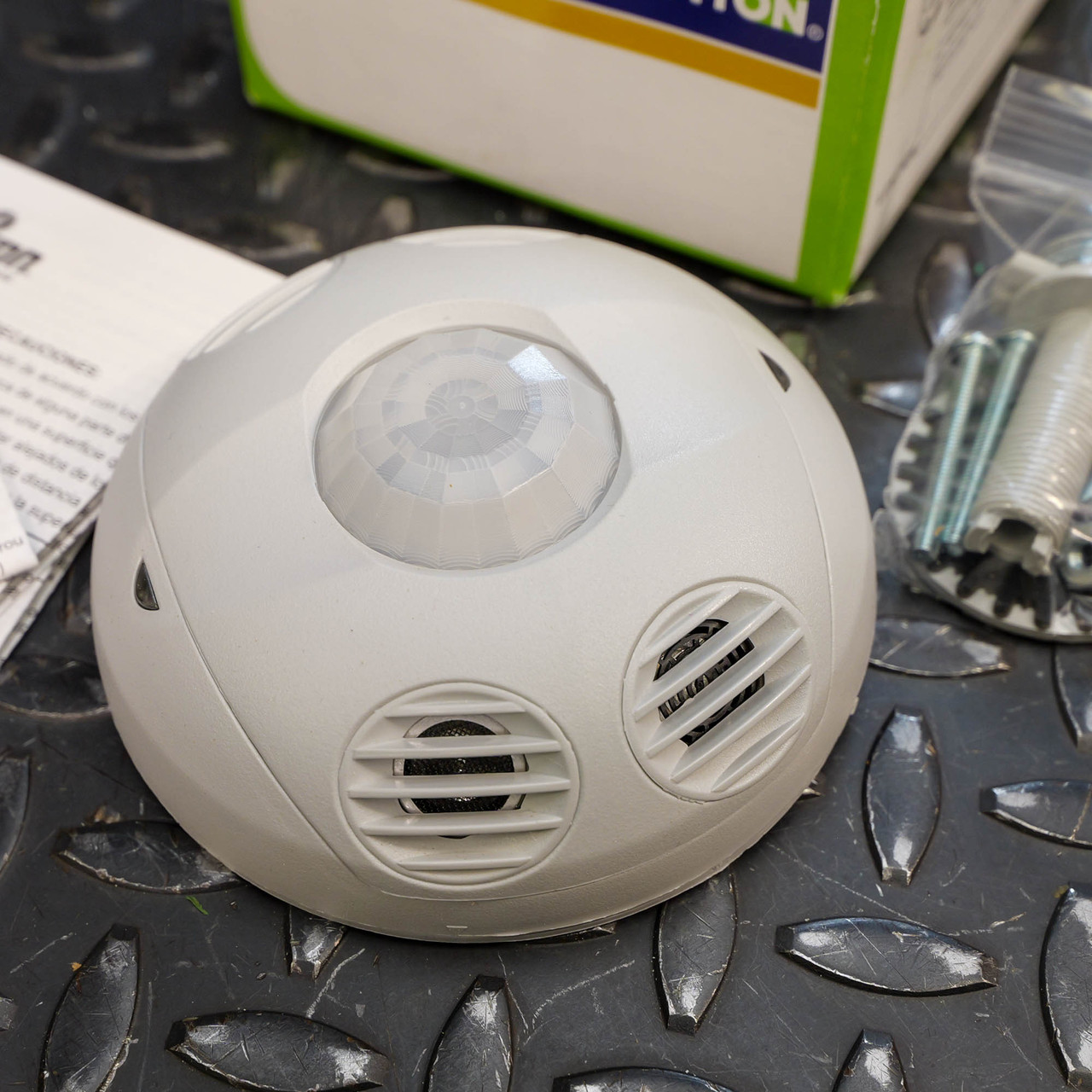 Leviton OSC20-MAW 24V Ceiling Occupancy Sensor