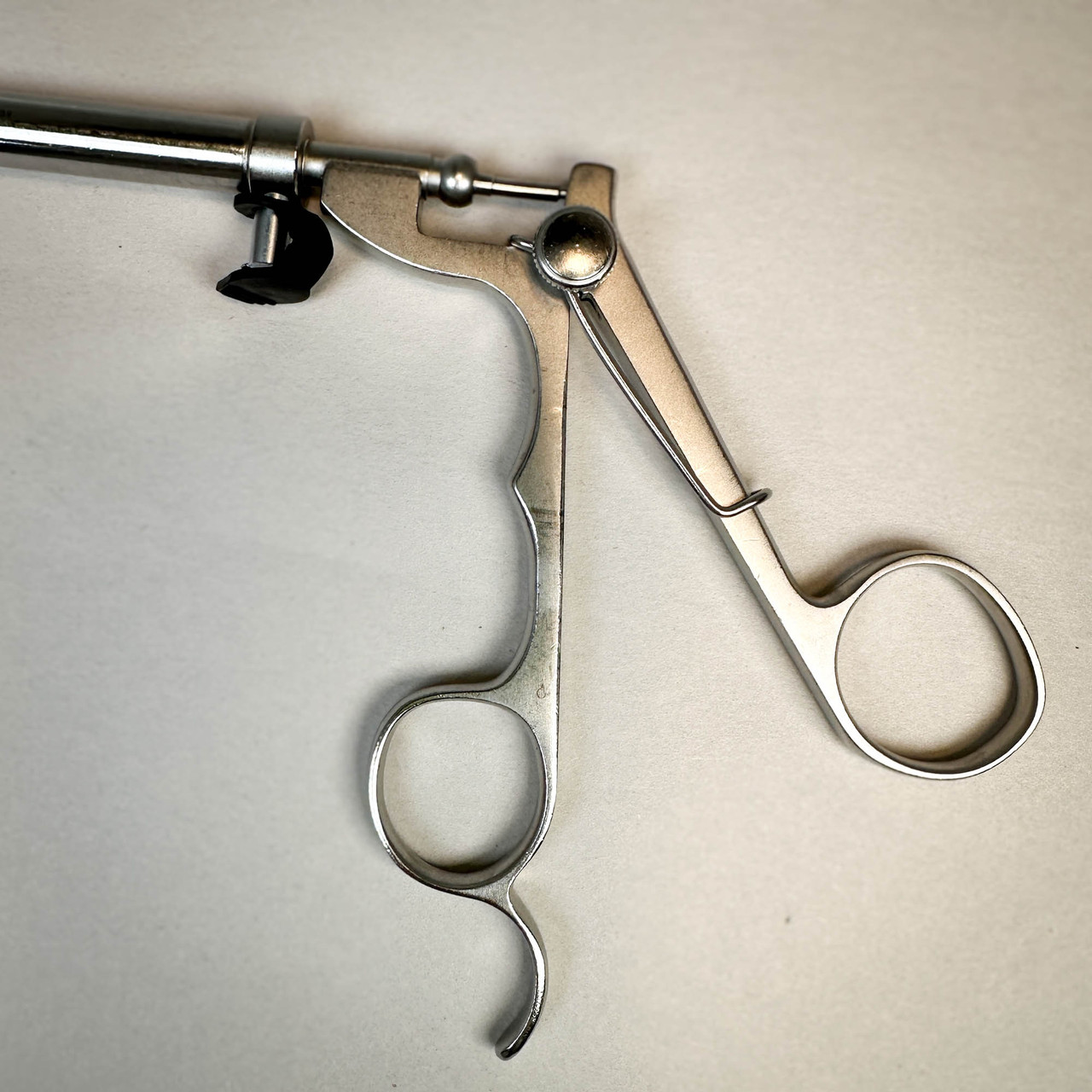 Richard Wolf 8385.10, 10mm Laparoscopic Grasping Forceps