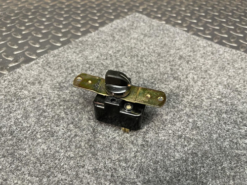 Allen-Bradley X-206003 replacement selector switch with black knob and mounting bracket.