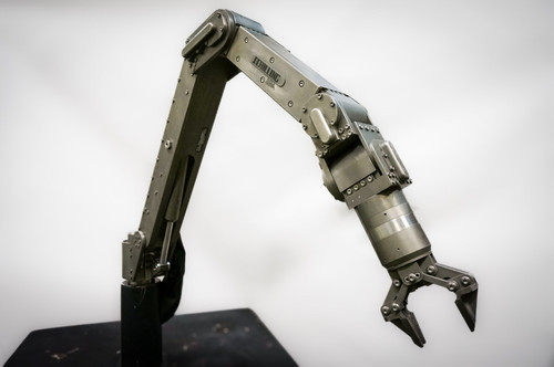 Schilling Titan II Robotic Arm Manipulator System - Fast delivery from Obtainium Science & Industry Surplus - obtainsurplus.com