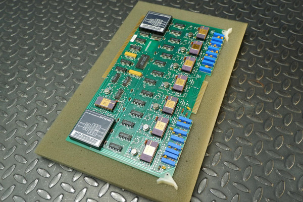 Data Translation DT1842-8-V 8-Channel D/A Interface Board for Intel SBC-80 Data Translation DT-1842-8-V