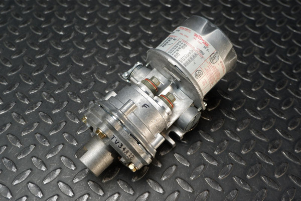 Asco SA30D Tripoint pressure switch assembly with a TV34A32 transducer and metal housing.