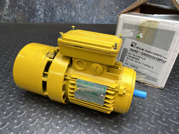 M.G.M. Electric Motors BA 71B6, 230/460, 0.25 kW Motor M.G.M. Electric Motor BA 17B6