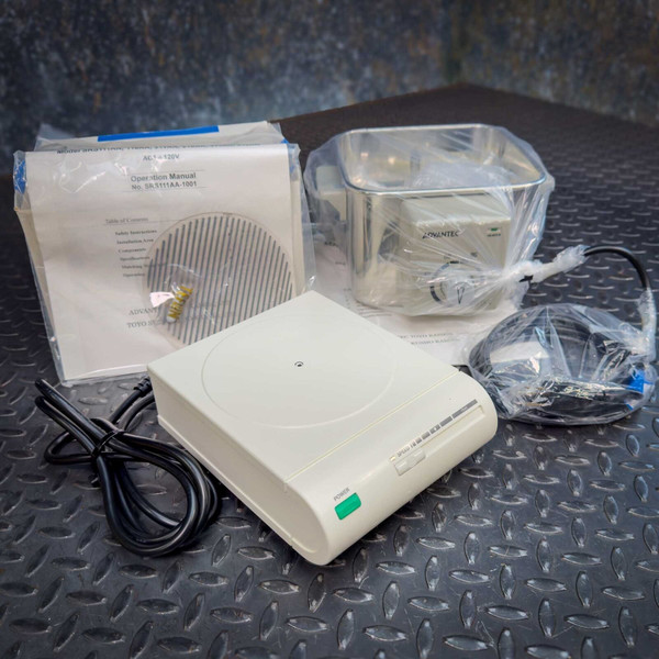 Advantec Magnetic Stirrer with 3.8L Heated Water Bath