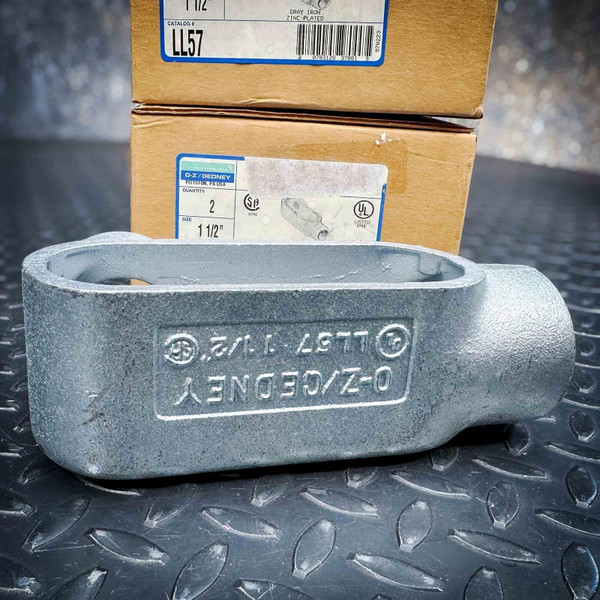 4-Pack, 1 1/2" Conduit Body, O-Z Gedney LL57 FM7, Unused