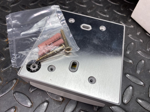 BreezeCOM 872909 Uni-8.5 EXT Antenna For BreezeNet D