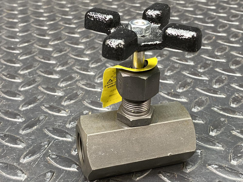 Apollo 60B-103-24 1/2" Globe Valve -New